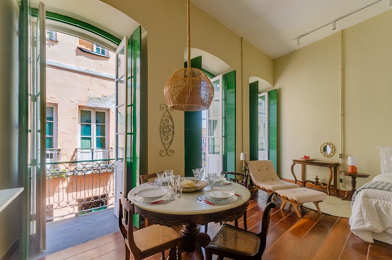 Studio em casarão de época 2 quartos até 6 hóspedes