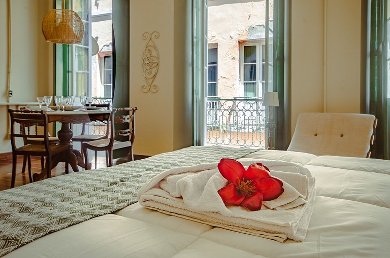 Studio em casarão de época 2 quartos até 6 hóspedes