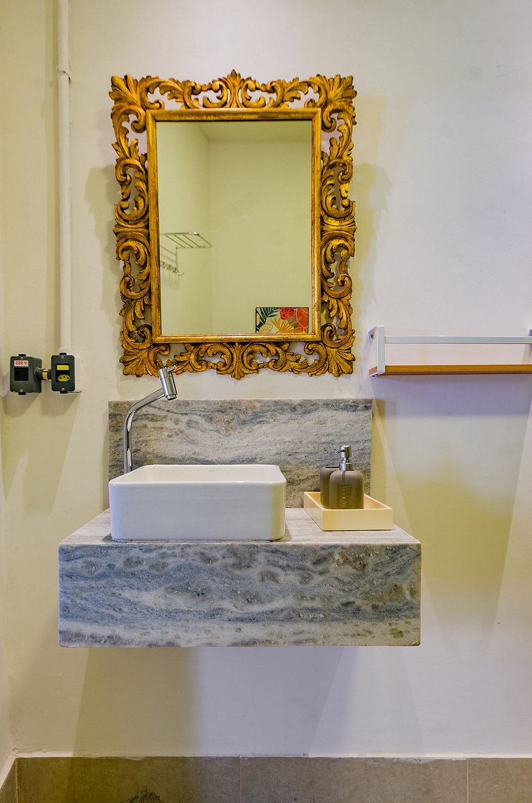 Studio em casarão de época 2 quartos até 6 hóspedes